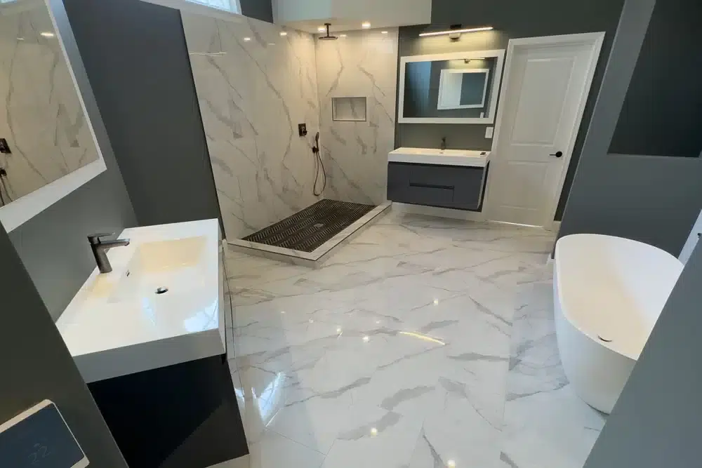 Small Bathroom Feel Bigger